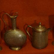 Старинный серебряный набор из четырех предметов: кувшин для вина,  чайник и два кубка. Российская Империя, 1880-е гг.
