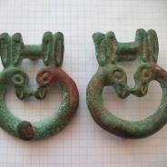 подпружные пряжки в зверинном стиле, 6-4 в. до н.э.