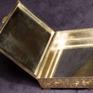Старинный серебряный ларец с изысканной гравировкой. Персия. XIX век. Материал: серебро