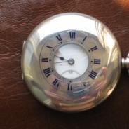 Антикварные серебряные карманные часы half hunter (demi-hunter) «J.W.Benson»