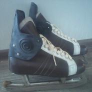 Хоккейные коньки 80х годов