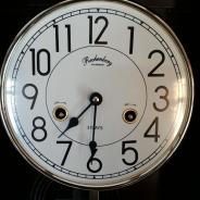 Настенные часы  с боем 138 см